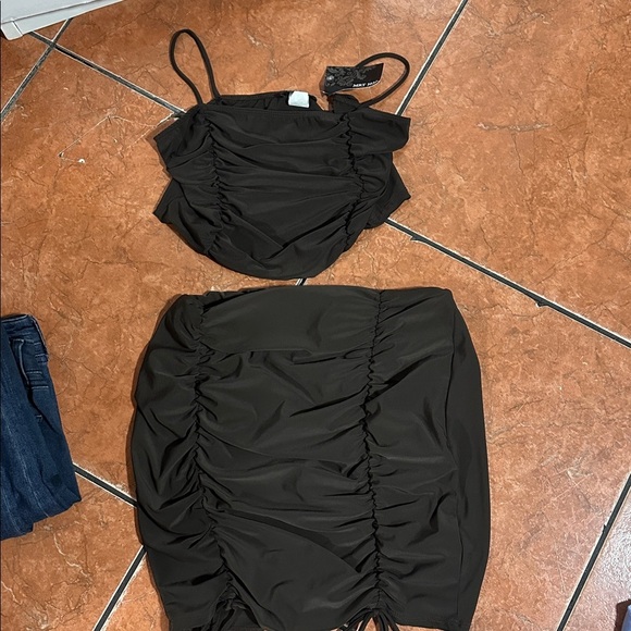 8pcs woman’s size L-XL bundle - Picture 3 of 6